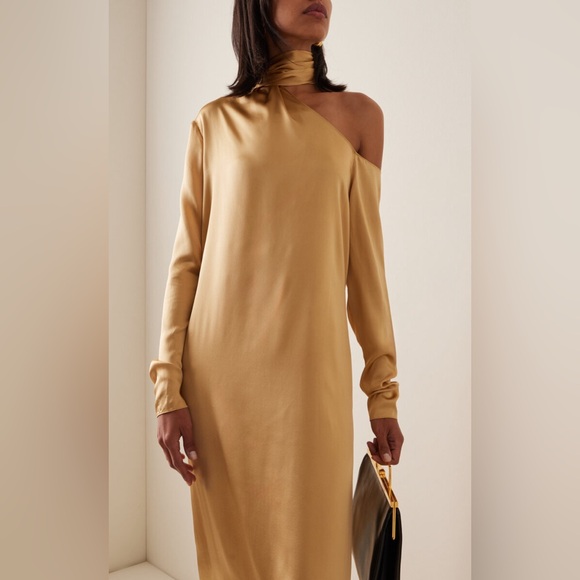 Beare Park Silk Maxi Dress - Picture 2 of 5